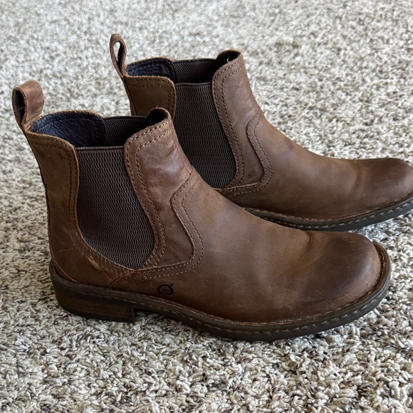 Born Men's Tan Leather Ankle Boots - Picture 6 of 9